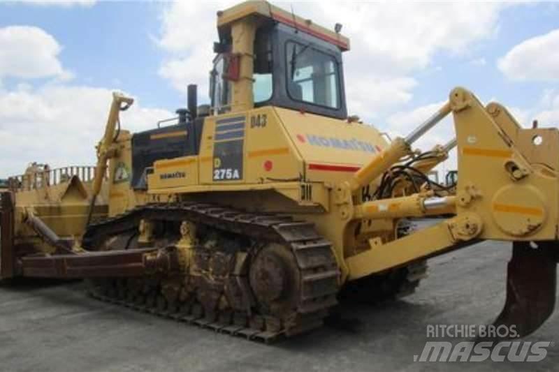 Komatsu D275A-5 Buldožerji goseničarji