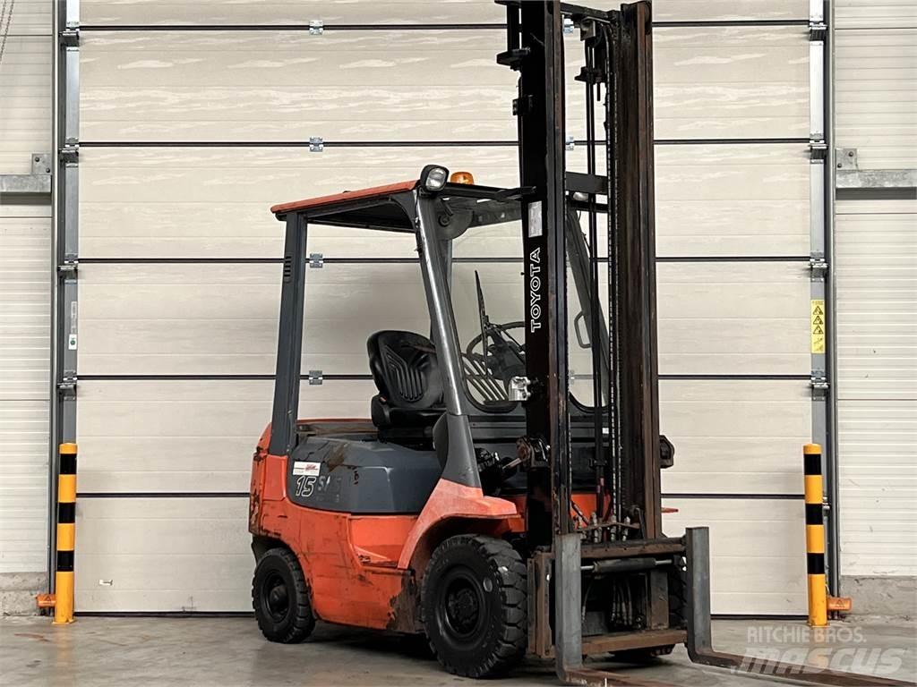 Toyota 02-7FDF15 Dizelski viličarji