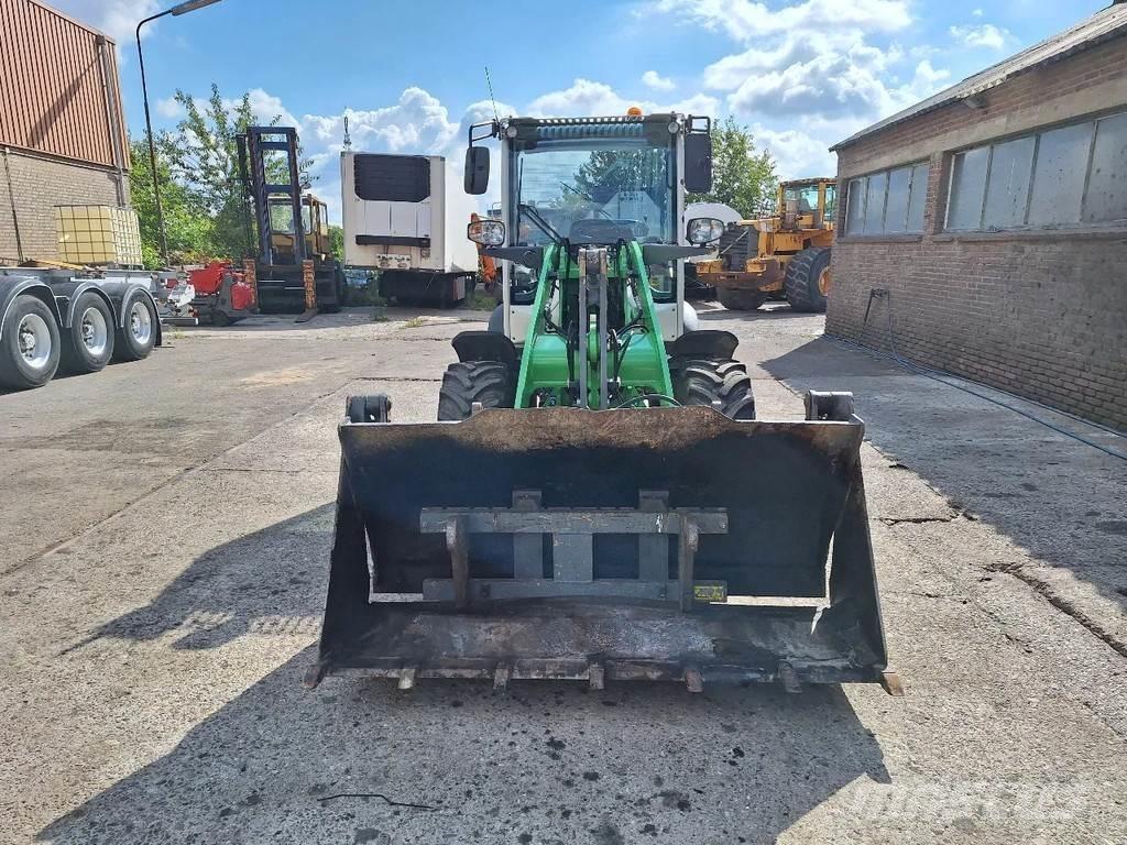 Liebherr L506C Mini nakladalci