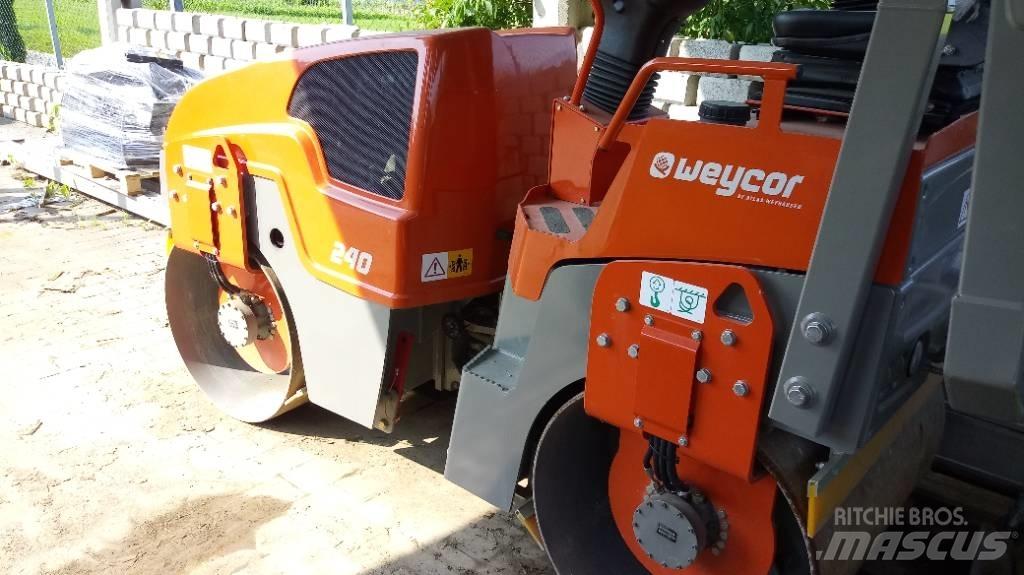 Atlas AW240 Dvojni valjarji