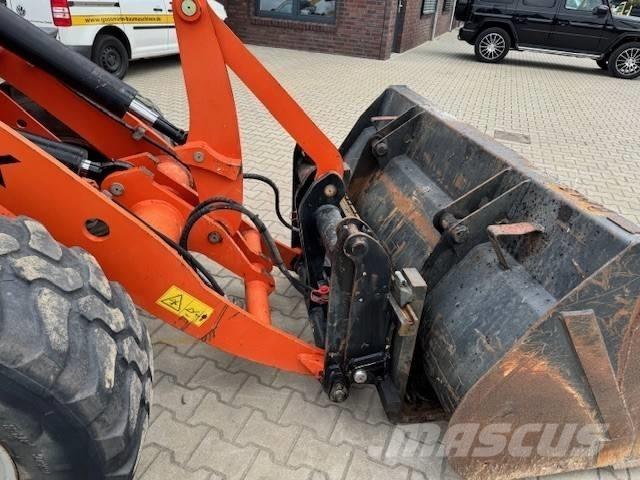 Terex TL 80 Kolesni nakladalci