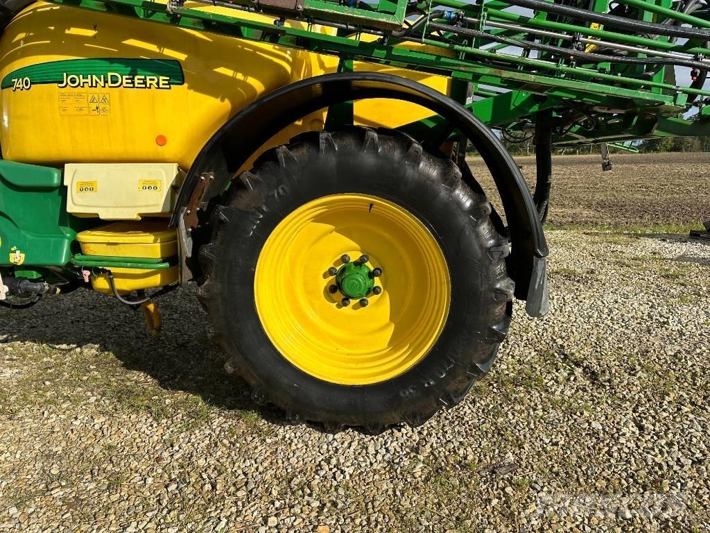 John Deere 740 Vlečne škropilnice