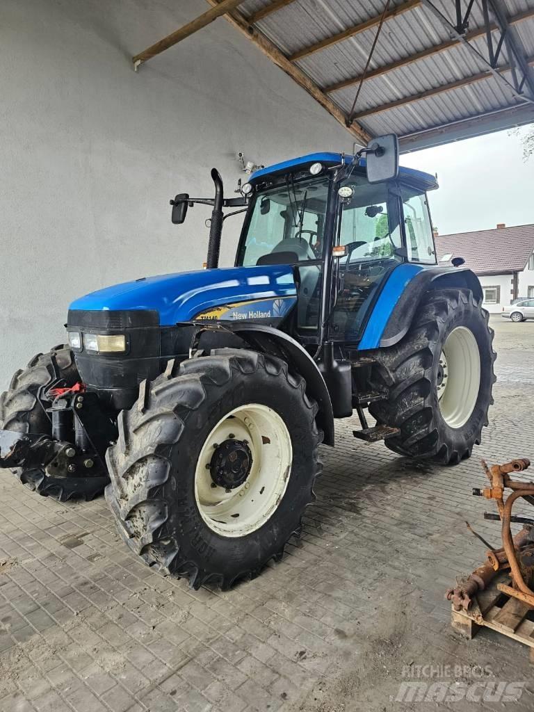 New Holland TM 140 Traktorji