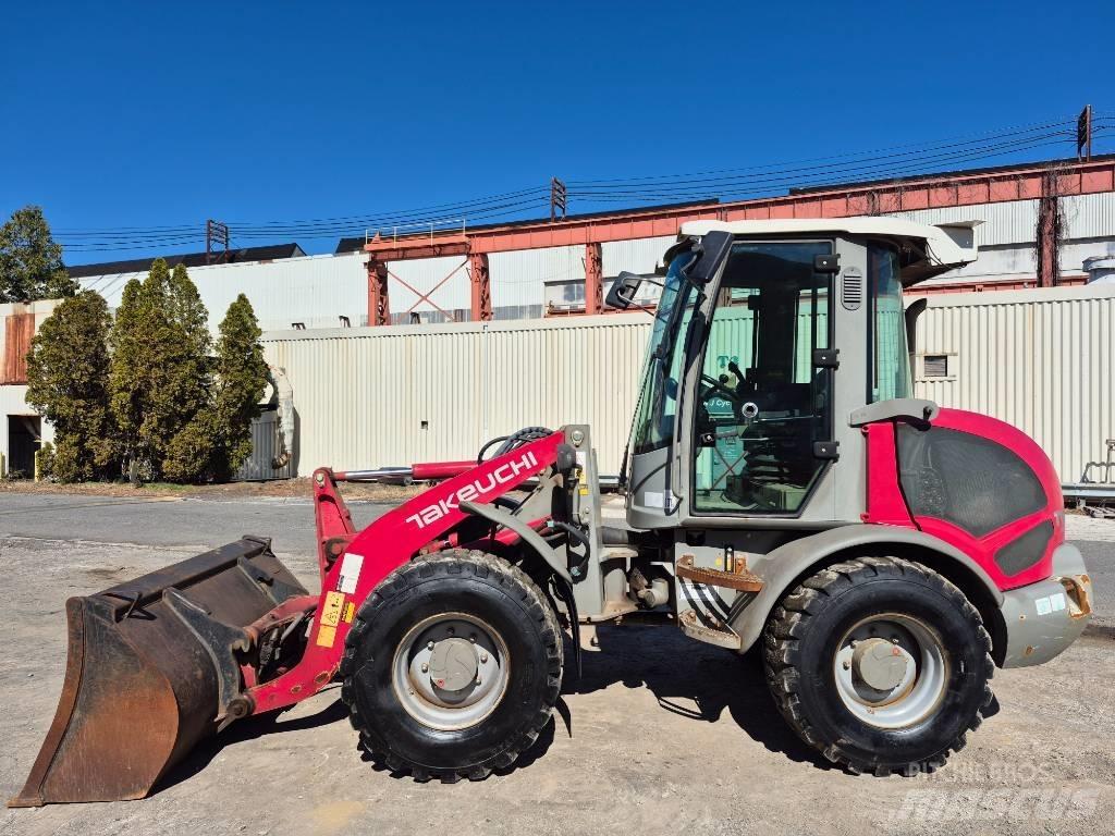Takeuchi TW 65 Kolesni nakladalci