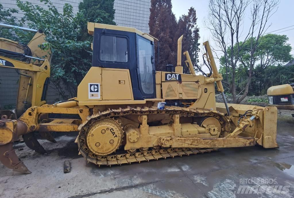 CAT D 7 G Buldožerji goseničarji