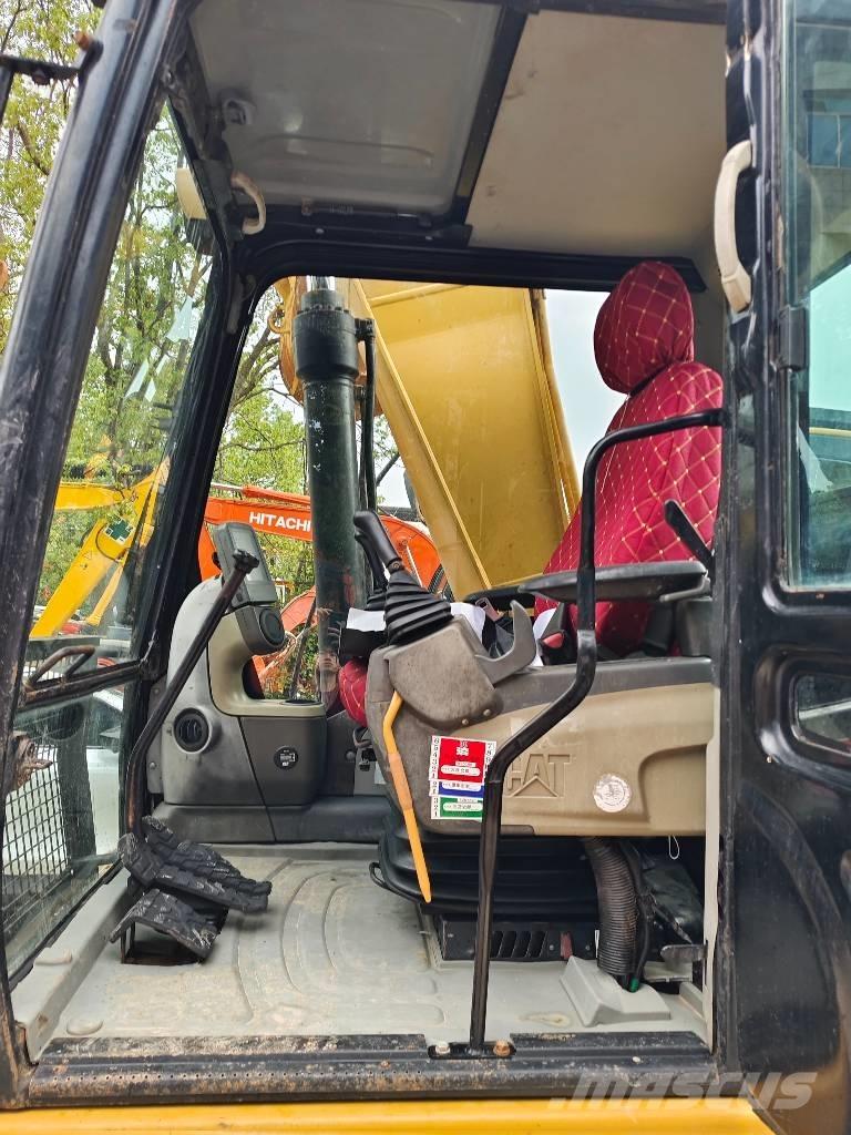 CAT 320 D2 Bagri goseničarji