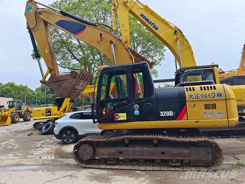 CAT 320 D2 Bagri goseničarji