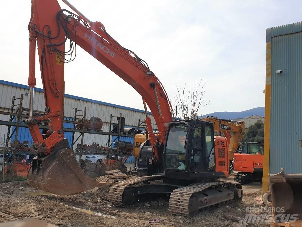 Hitachi ZX225USLC Bagri goseničarji