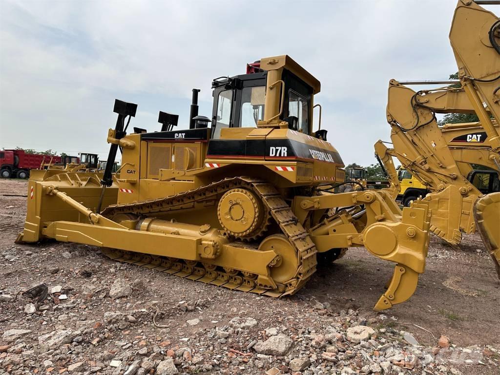 CAT D7R Buldožerji goseničarji