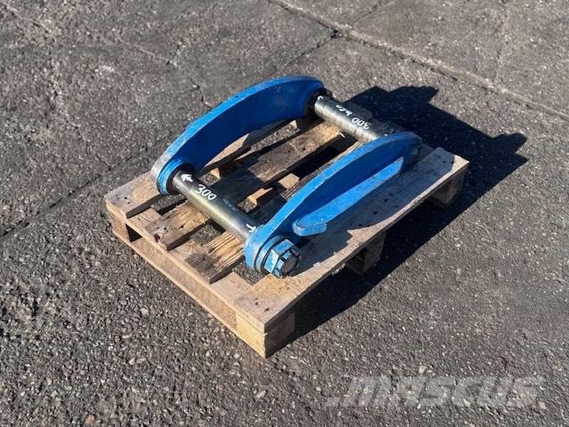Fuchs USED PARTS Grabeži