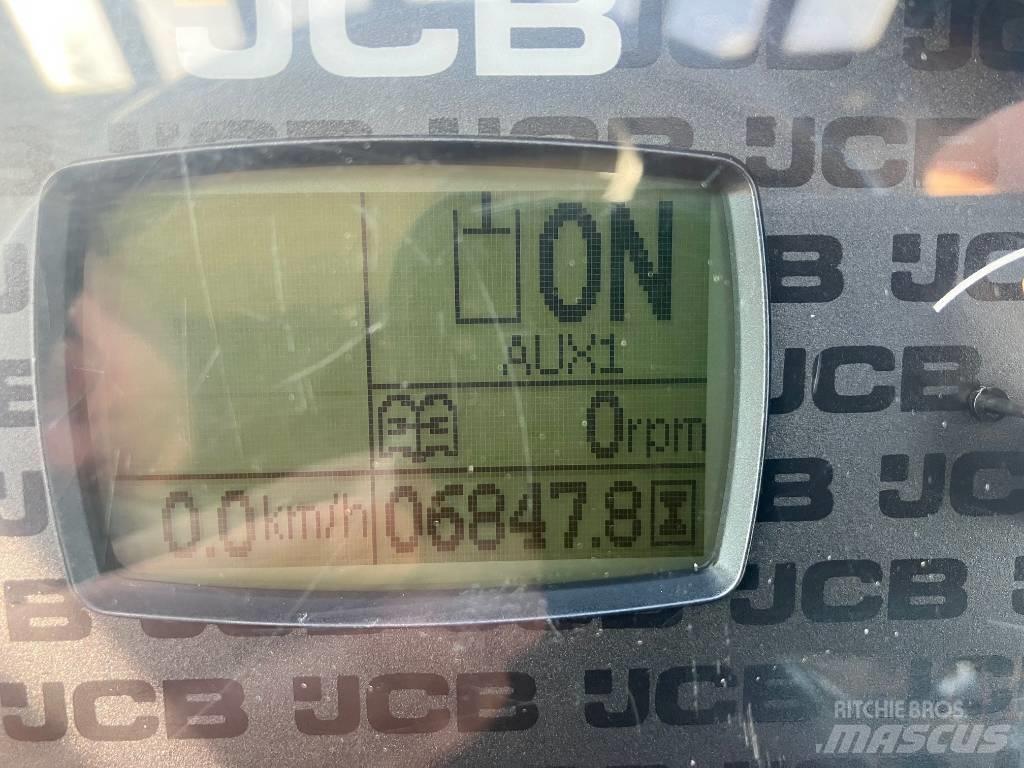 JCB TM 320 S Kmetijski teleskopski nakladalci