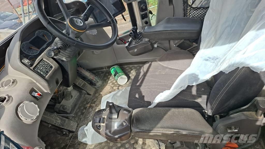 Volvo L 260 H Kolesni nakladalci
