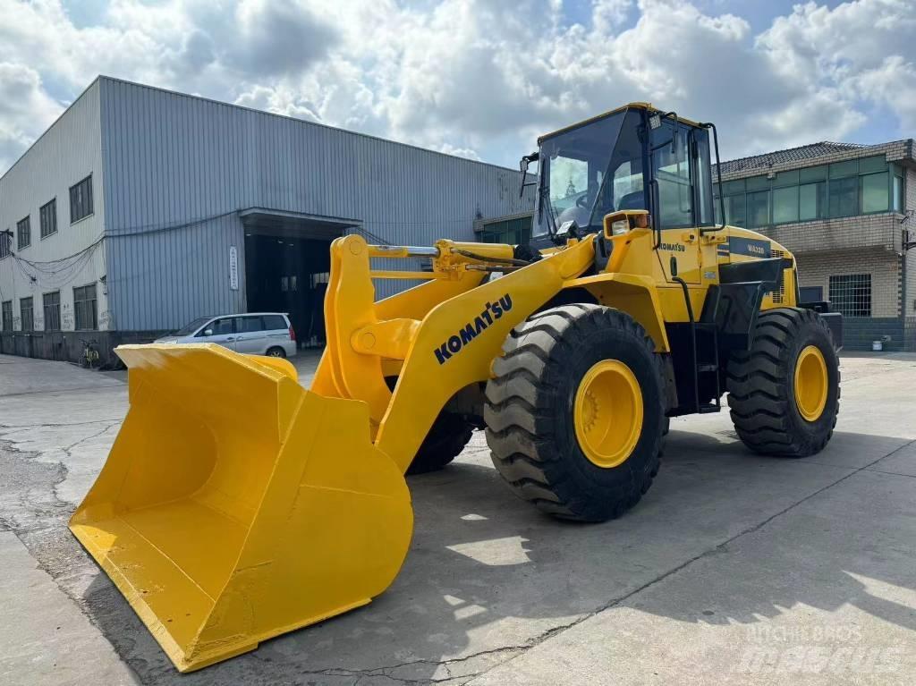 Komatsu WA 320-5 Kolesni nakladalci