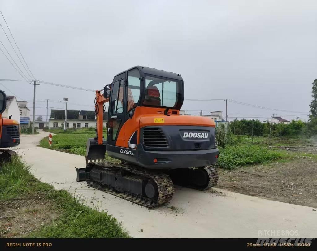 Doosan DX 60 Mini bagri <7t