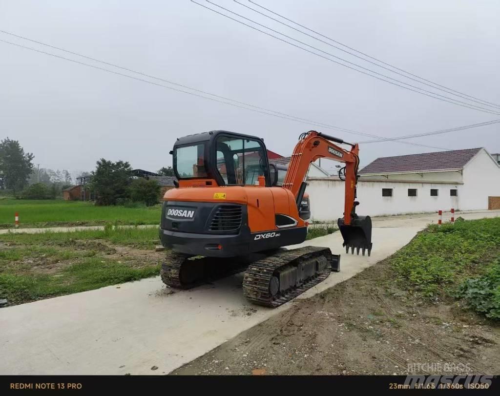 Doosan DX 60 Mini bagri <7t