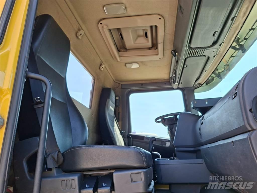 Scania T 420 LA Vlačilci