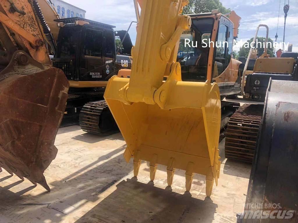 Komatsu PC220-7 Bagri goseničarji