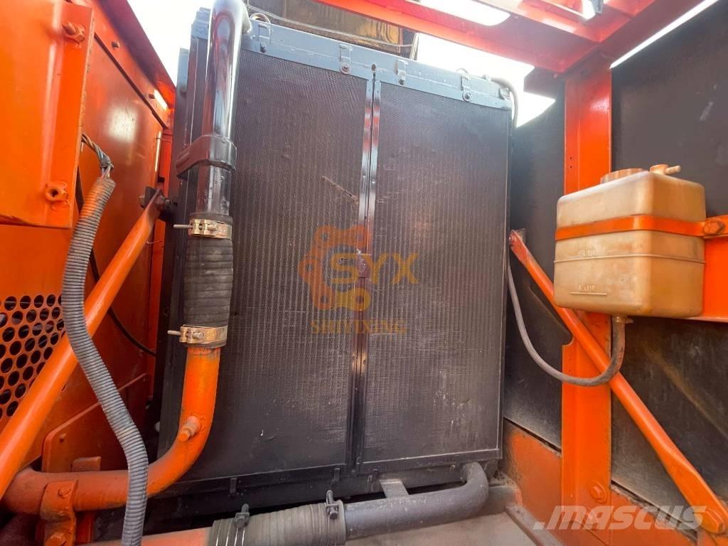 Doosan 220 LC-7 Bagri goseničarji