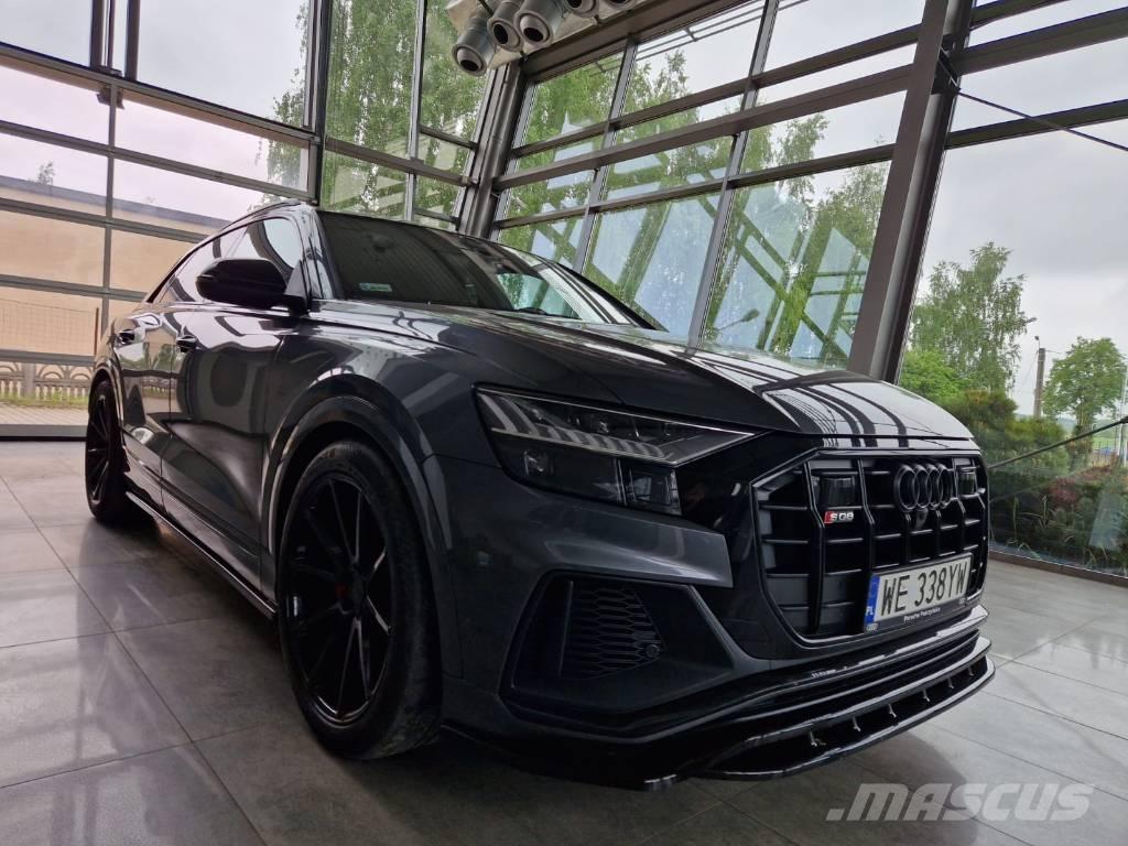 Audi SQ8 Avtomobili
