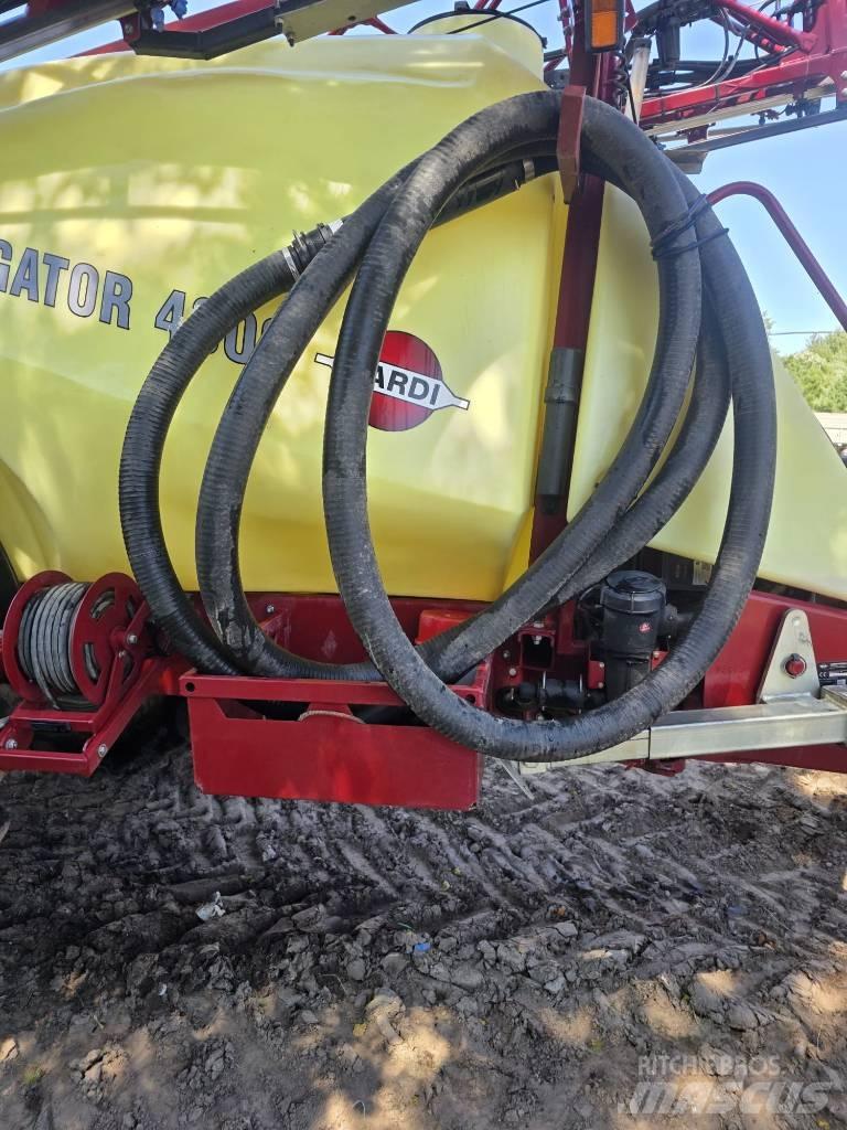 Hardi Navigator 4000 Vlečne škropilnice