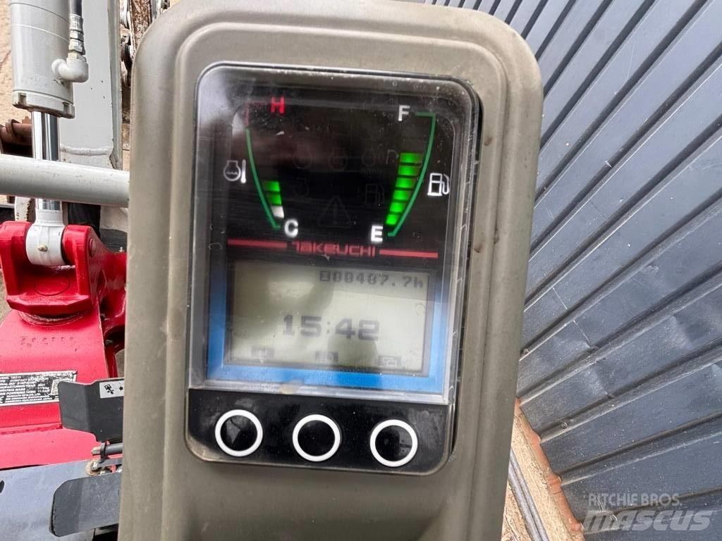 Takeuchi TB 216 Mini bagri <7t