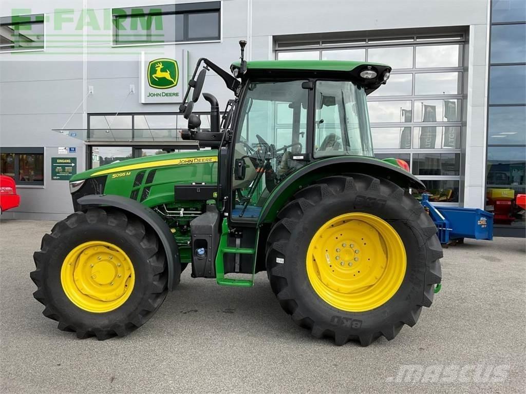 John Deere 5095M Traktorji