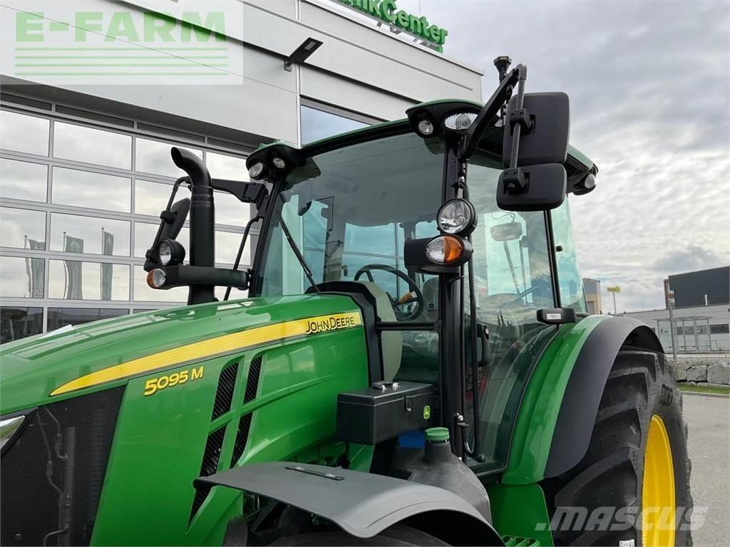 John Deere 5095M Traktorji