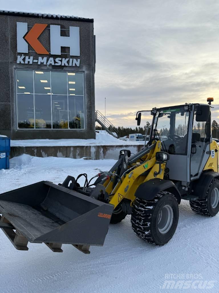 Wacker Neuson WL 28e Kolesni nakladalci