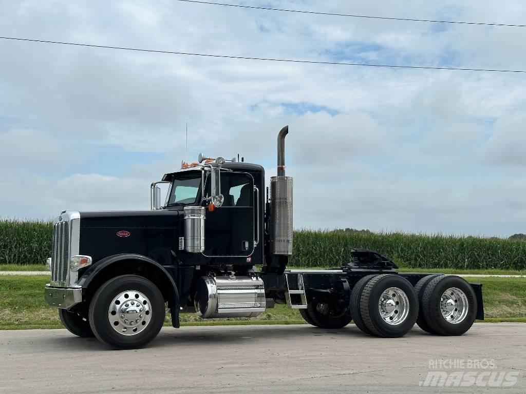 Peterbilt 388 Vlačilci