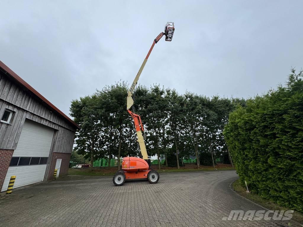 JLG 600 AJ Zglobne dvižne ploščadi