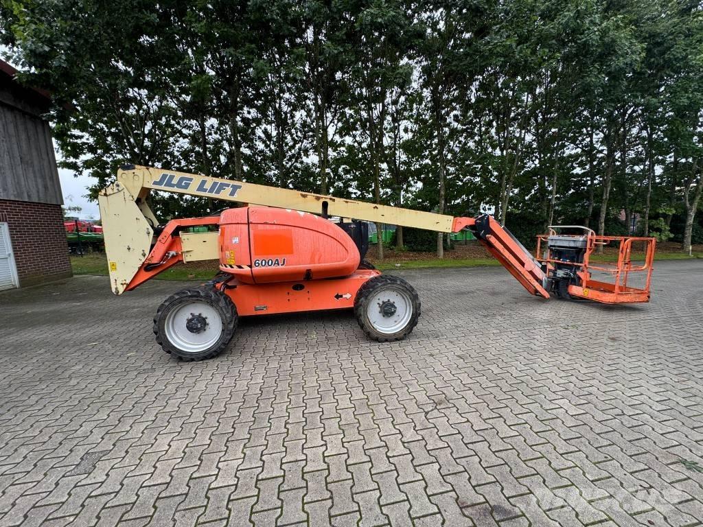 JLG 600 AJ Zglobne dvižne ploščadi
