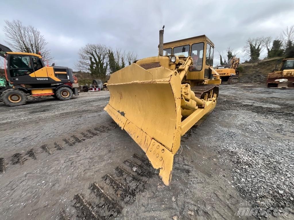 CAT D 7 Buldožerji goseničarji