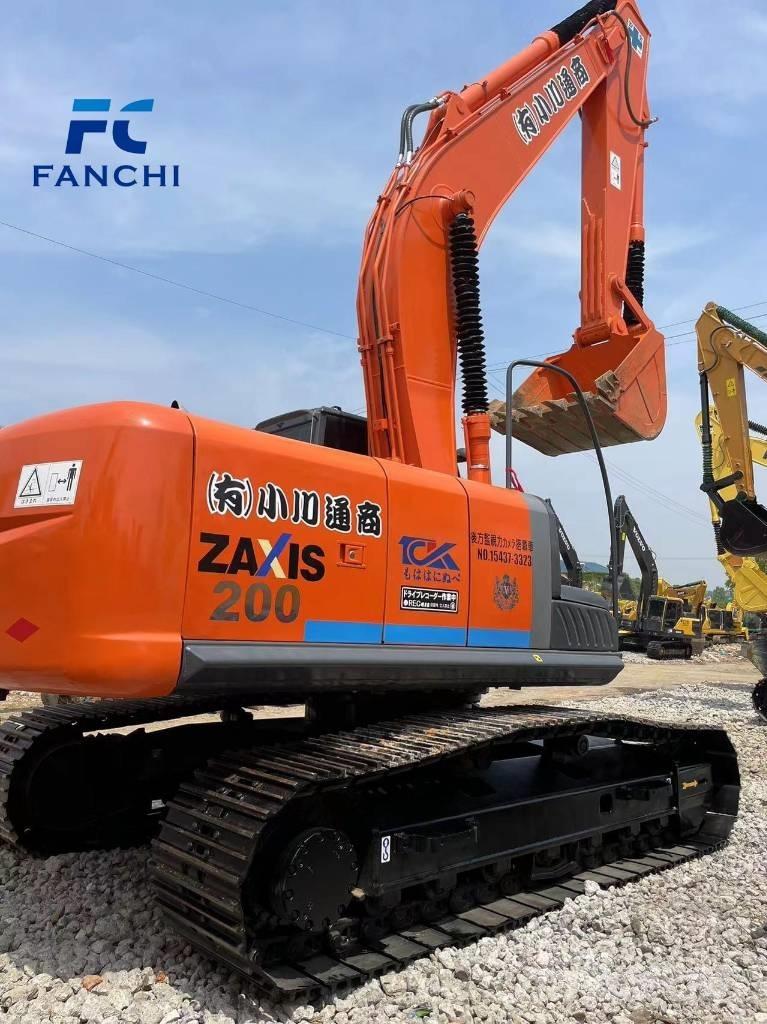 Hitachi ZX 200 Bagri goseničarji