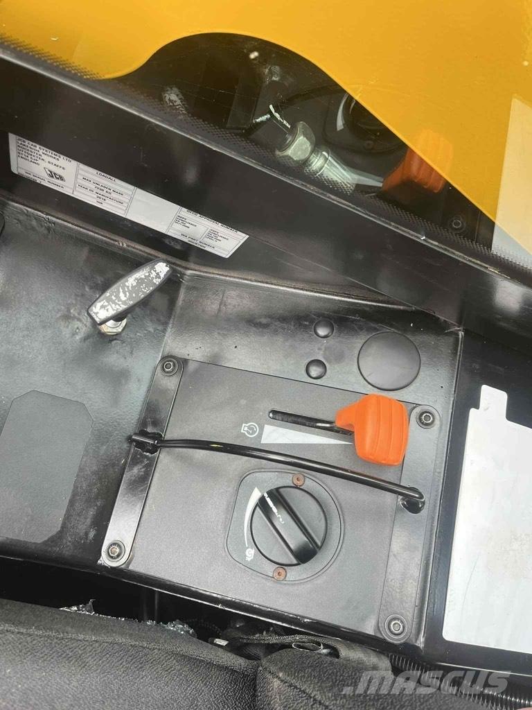 JCB 527-58 Agri Plus Kmetijski teleskopski nakladalci