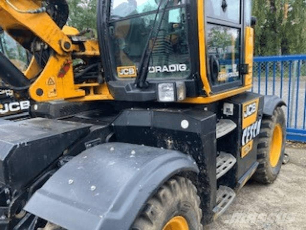 JCB Hydradig Bagri na kolesih