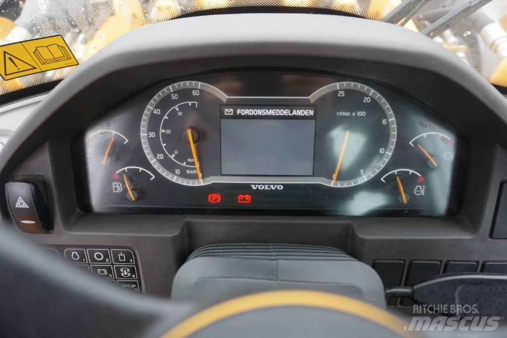 Volvo L250H *Uthyres* Kolesni nakladalci