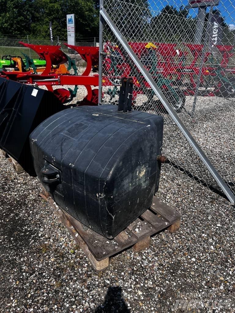  Frontvægt 1500 Sprednje uteži