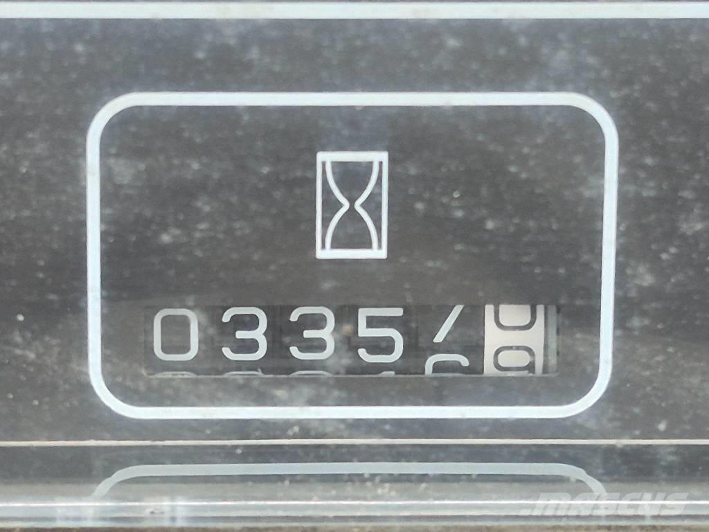 Nissan F04 B 40 H Viličarji - drugo