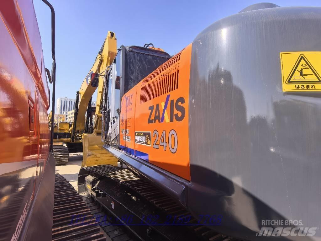 Hitachi ZX 240-3 Bagri goseničarji