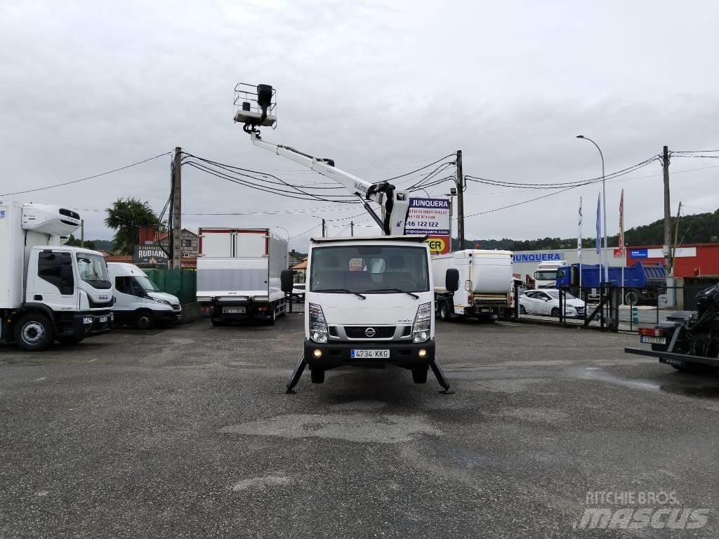 Nissan CABSTAR 35.13 Tovornjaki z žerjavom