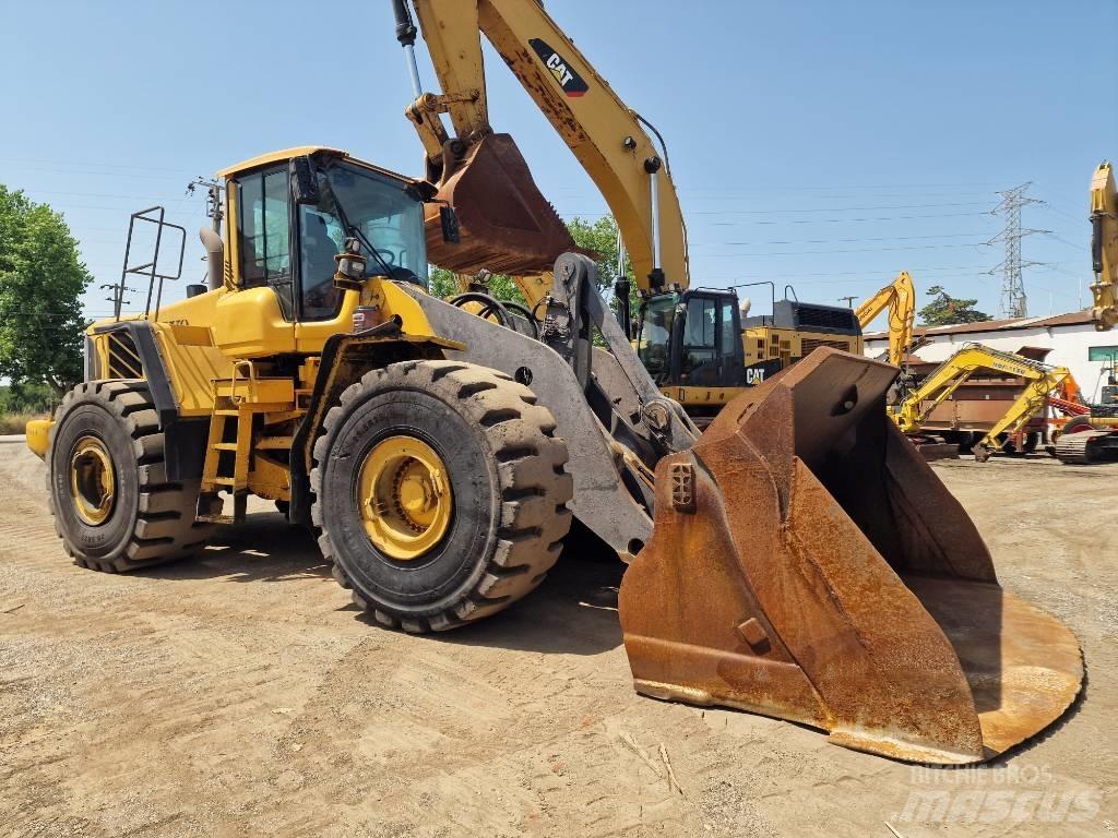 Volvo L 220 F Kolesni nakladalci