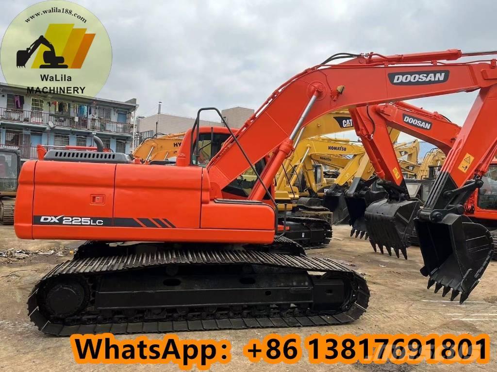 Doosan DX 225 LCA Bagri goseničarji