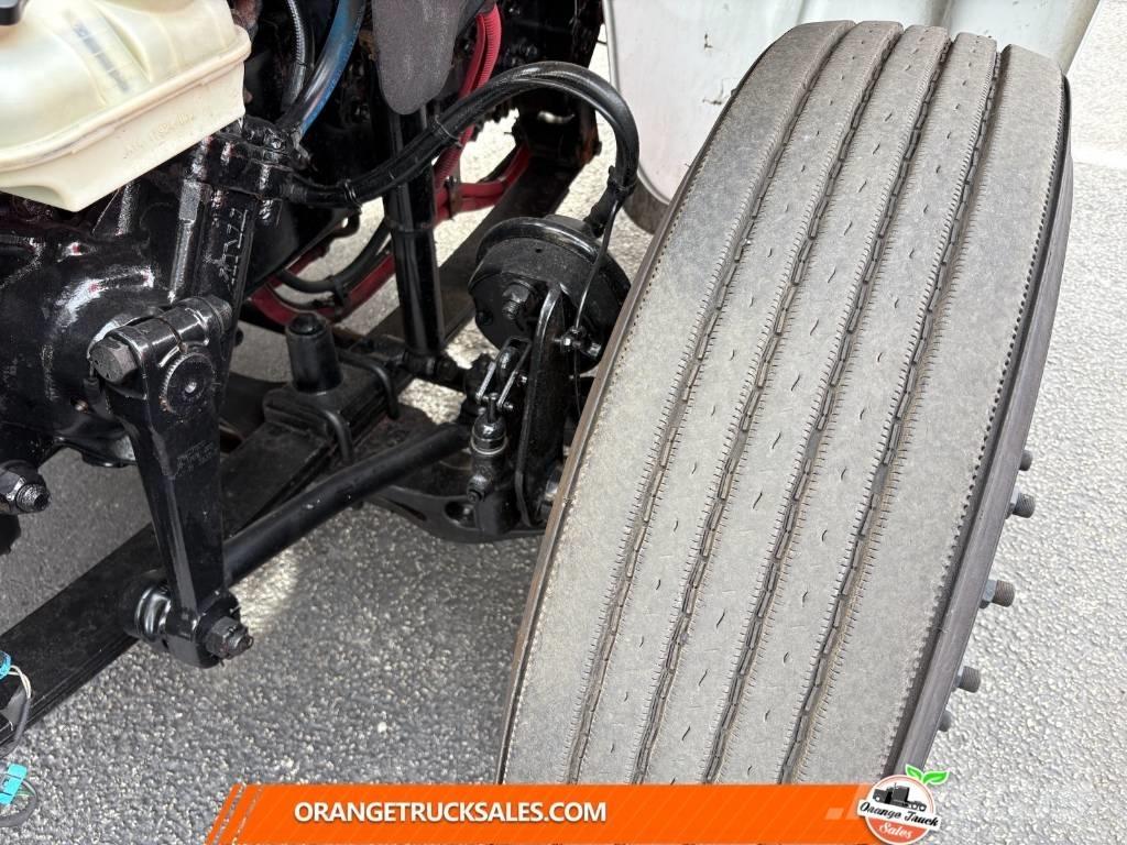 Freightliner M2 Tovornjaki-šasije