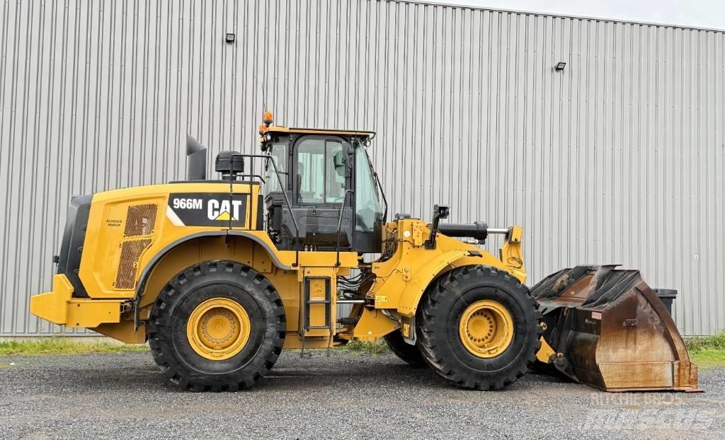 CAT 966 M Kolesni nakladalci