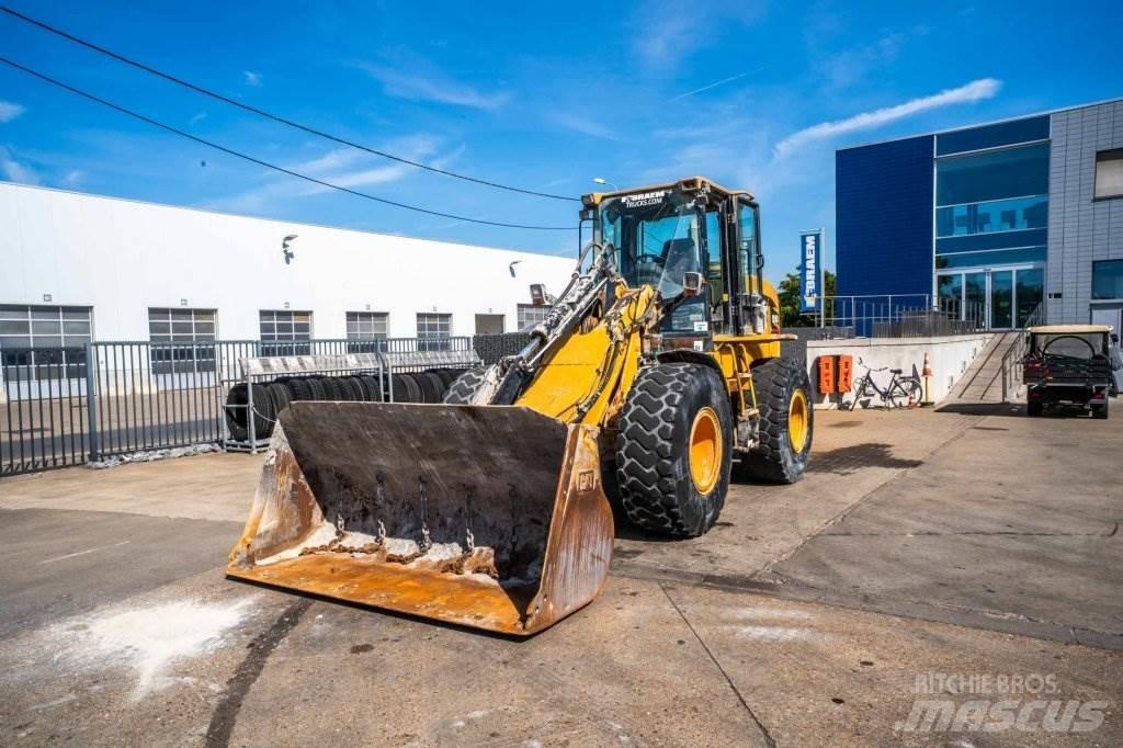 CAT 924G // GODET 3m3 Kolesni nakladalci