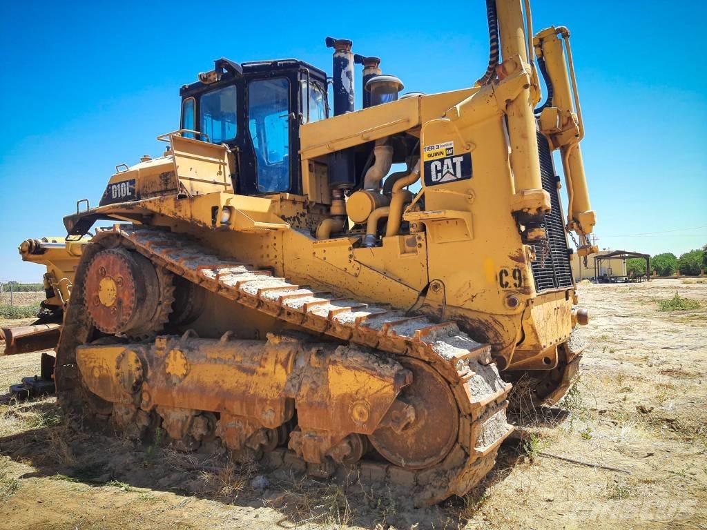 CAT D10 Buldožerji goseničarji