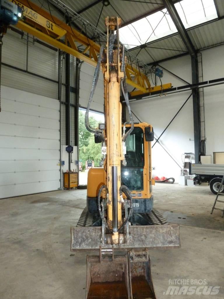 Hyundai R35Z-9 Mini bagri <7t