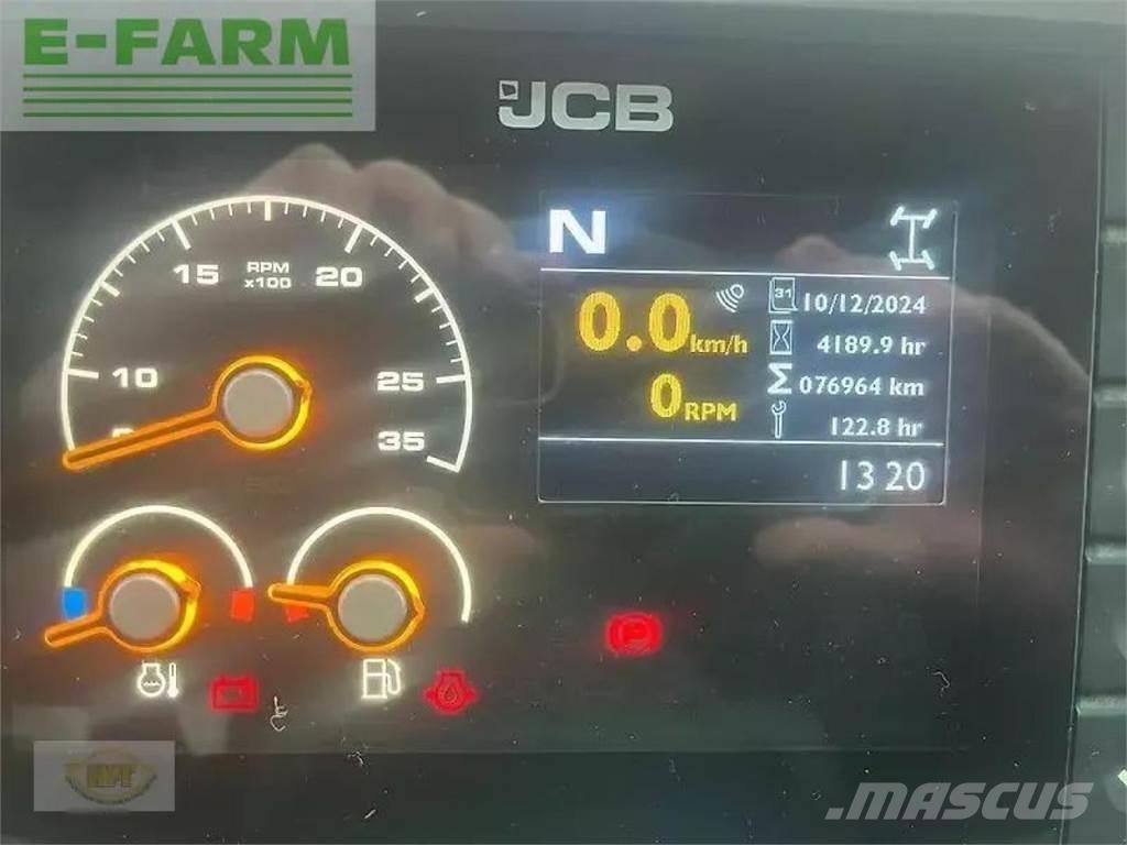 JCB fastrac 4220 Traktorji