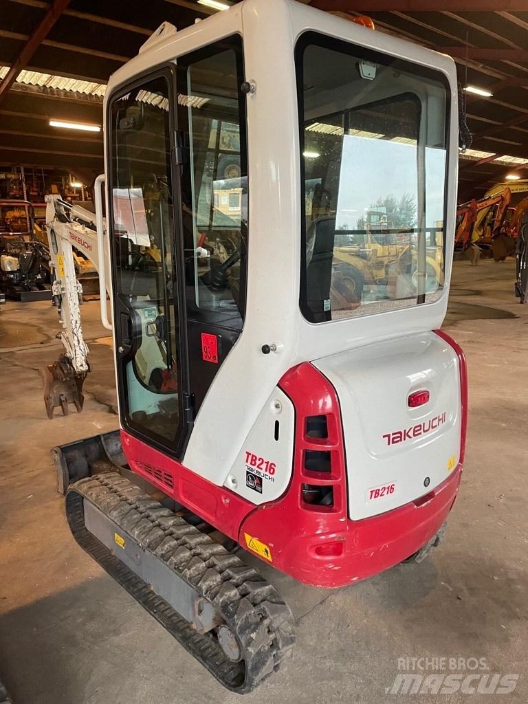 Takeuchi TB216 Mini bagri <7t
