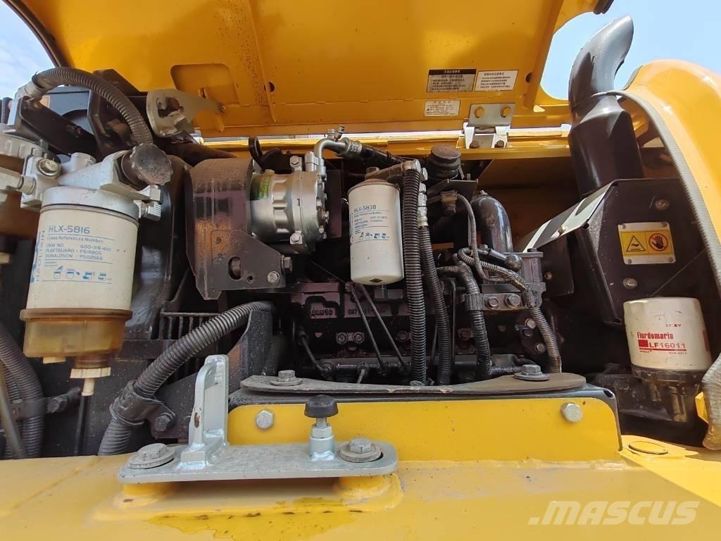 Komatsu PC 70 Bagri goseničarji